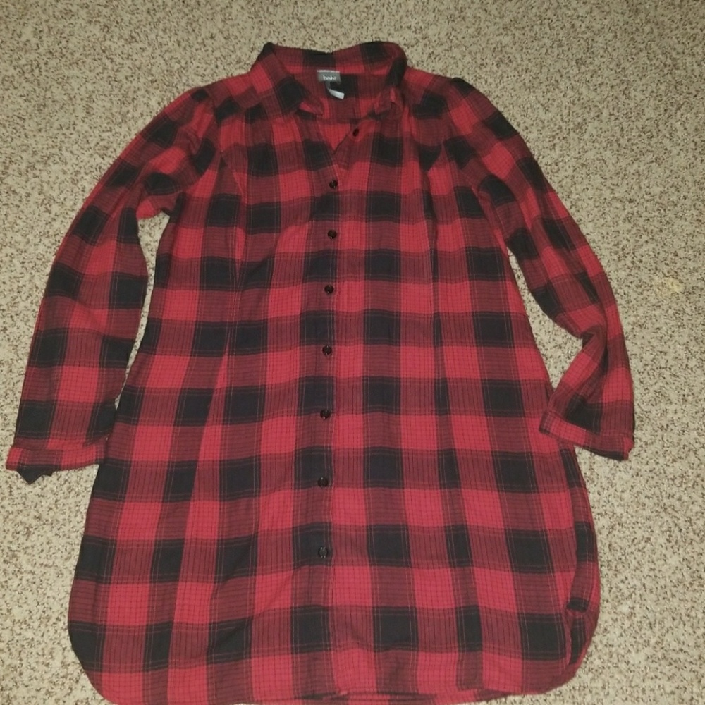 Size large red and black button down. Adorable!